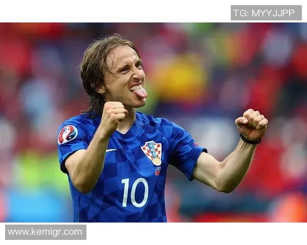 莫德里奇全场精彩表现集锦展现大师级控球与传球艺术